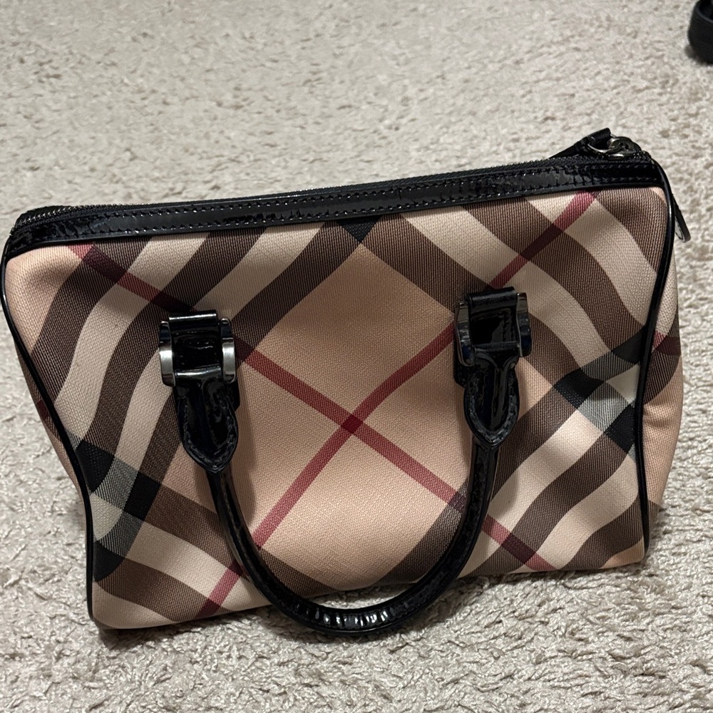 Burberry Tan and Black Checkered Satchel - Picture 5 of 8